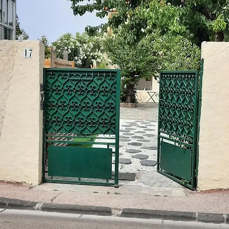 Διαμέρισμα La Loveromantique Chez Loveroomtoulon, Parking Et Wifi Gratuits Τουλόν